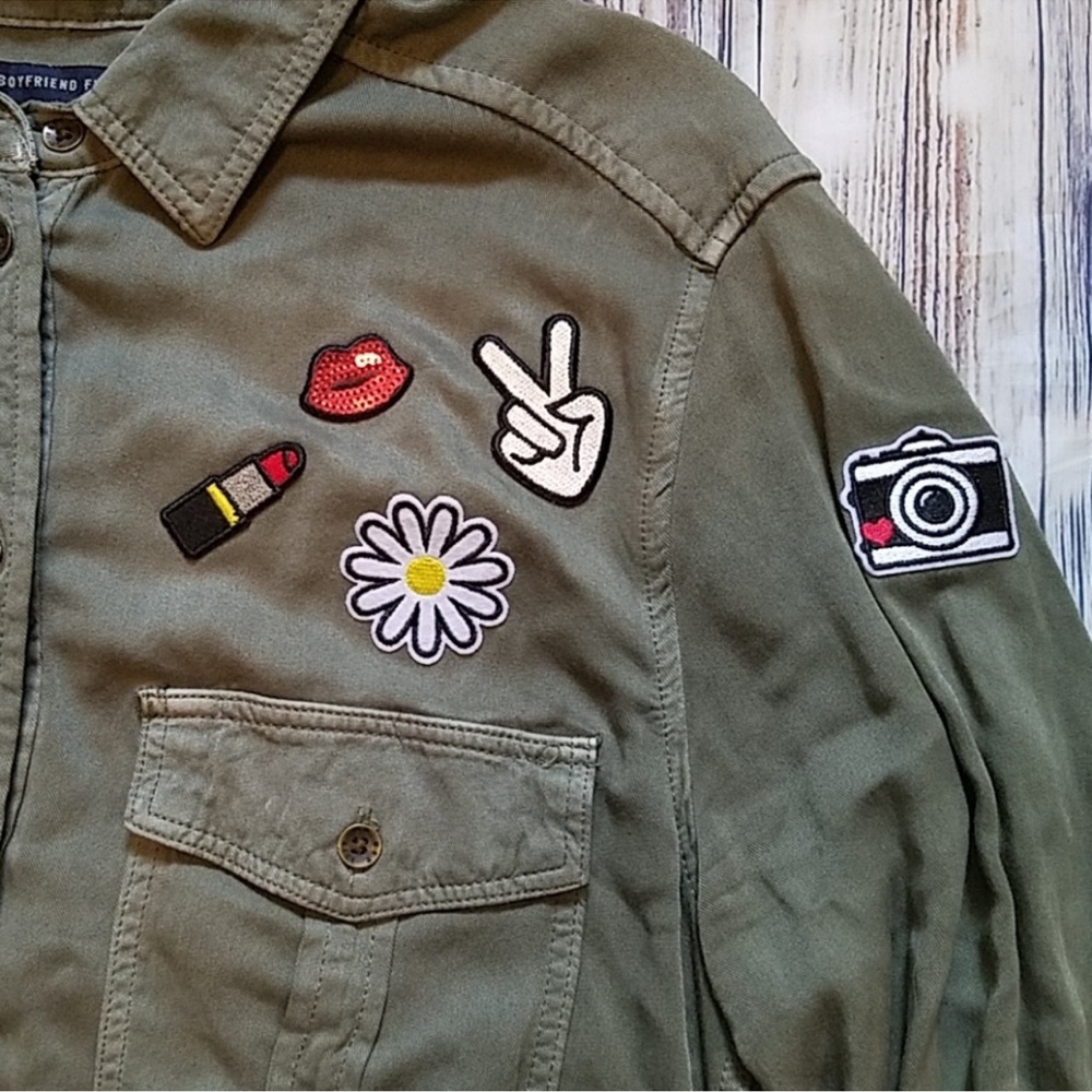 American Eagle Button Down Size Small Boyfriend F… - image 2